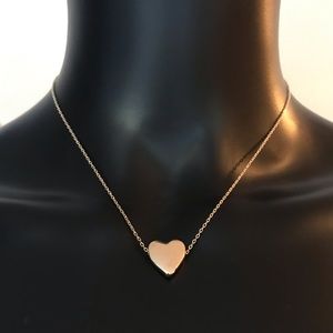 NWT Gold Tone Sliding Heart Necklace